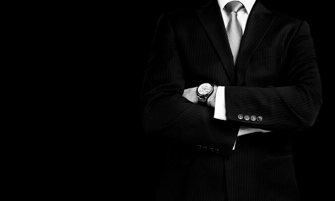 冬の結婚顔合わせ食事会の基本的な男性の服装と選び方