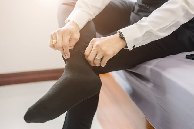 結婚や二次会での男性の靴下のマナー