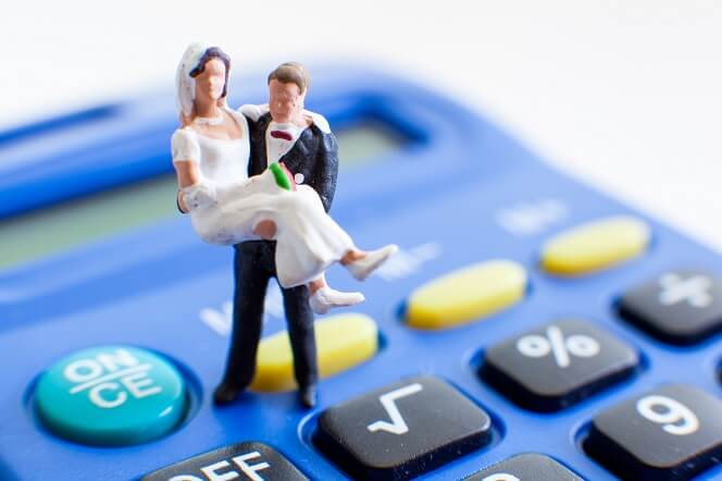 フォトウェディングや結婚式前撮りの費用をこだわりながら節約する方法